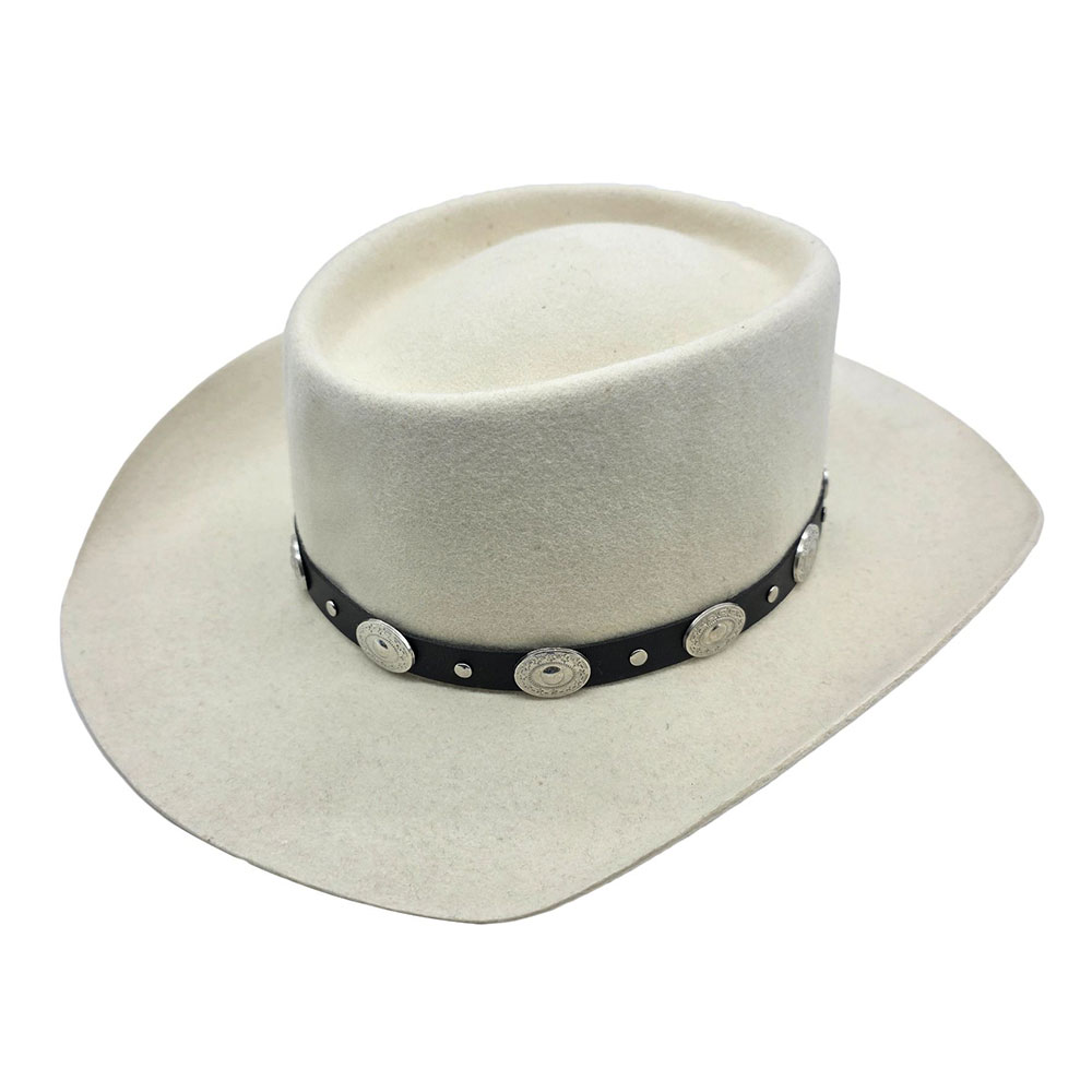 Palarie GAMBLER semirigida alba cu decoratiuni metalice 1 Palarie GAMBLER semirigida alba cu decoratiuni metalice